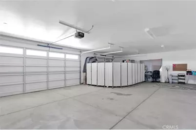 18237 Valencia Street, Hesperia, CA 92345 - Photo 31