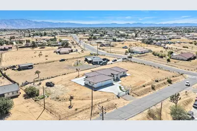 18237 Valencia Street, Hesperia, CA 92345 - Photo 51