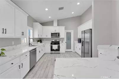 18237 Valencia Street, Hesperia, CA 92345 - Photo 11