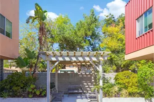 148 N Mar Vista Ave, Pasadena, CA 91106 - Photo 23