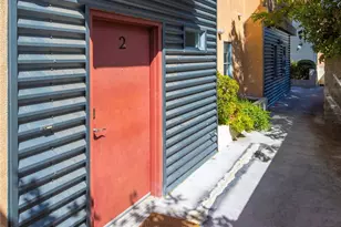 148 N Mar Vista Ave, Pasadena, CA 91106 - Photo 27