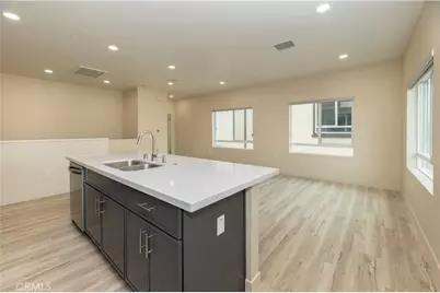 8189 Aventus Lane, Fontana, CA 92335 - Photo 13