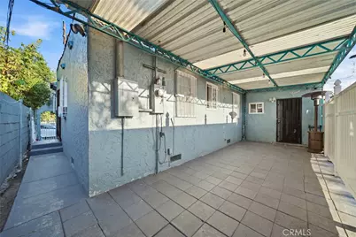 8205 Stanford Ave, Los Angeles, CA 90001 - Photo 27