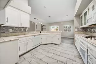 2041 W Avenue J5, Lancaster, CA 93536 - Photo 11