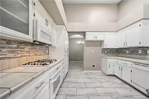 2041 W Avenue J5, Lancaster, CA 93536 - Photo 9