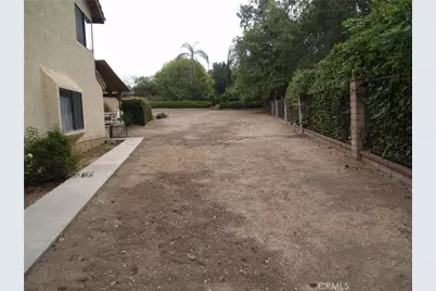 110 Horseshoe Circle, West Covina, CA 91791 - Photo 31