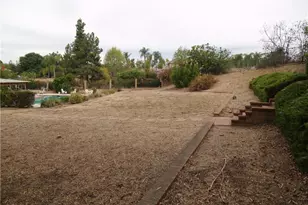 110 Horseshoe Cir, West Covina, CA 91791 - Photo 33
