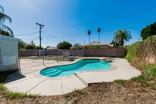 9826 Larch Ave, Bloomington, CA 92316 - Photo 25