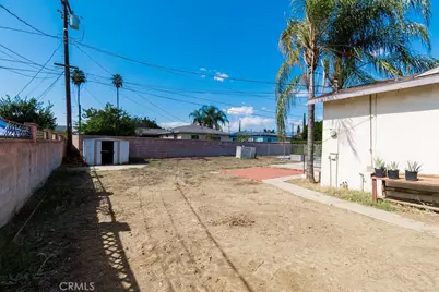 9826 Larch Avenue, Bloomington, CA 92316 - Photo 29