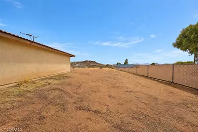 14720 Desert Star Road, Apple Valley, CA 92307 - Photo 43