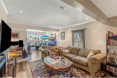 940 E 3rd #21, Long Beach, CA 90802 - Photo 9