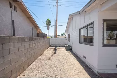 42118 Mayberry, Hemet, CA 92544 - Photo 33