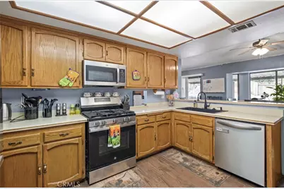 8658 Buena Vista, Hesperia, CA 92344 - Photo 5