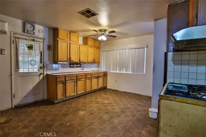 2999 Casa Loma Drive, San Bernardino, CA 92404 - Photo 9