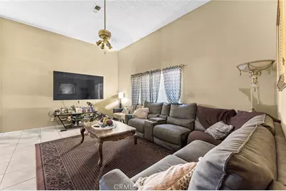 698 W Phillips, Pomona, CA 91766 - Photo 7