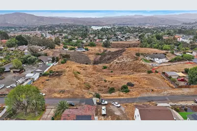 3255 Howe Street, Corona, CA 92881 - Photo 13