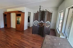 390 W Seventh, San Jacinto, CA 92583 - Photo 5