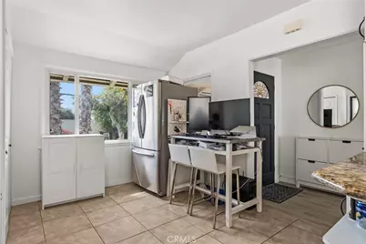 1912 N Kenneth Rd, Burbank, CA 91504 - Photo 7