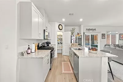 12197 Deborah, Victorville, CA 92392 - Photo 11
