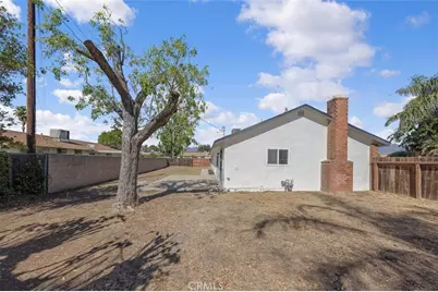 471 W Cromwell, Rialto, CA 92376 - Photo 17