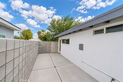 587 El Placer Road, Palm Springs, CA 92264 - Photo 23