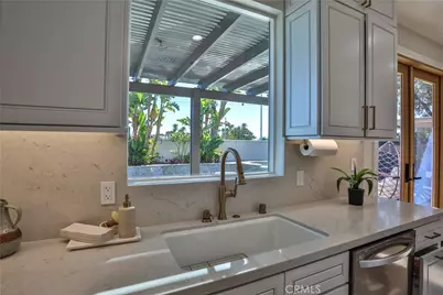 7367 Meade Court, Fontana, CA 92336 - Photo 17