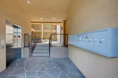 1515 Grismer #202, Burbank, CA 91504 - Photo 7