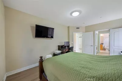 1515 Grismer #202, Burbank, CA 91504 - Photo 37