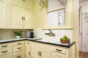 117 E J St, Ontario, CA 91764 - Photo 23