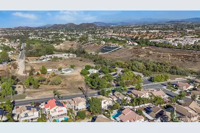 24847 Lincoln, Murrieta, CA 92562 - Photo 73
