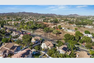 24847 Lincoln, Murrieta, CA 92562 - Photo 67