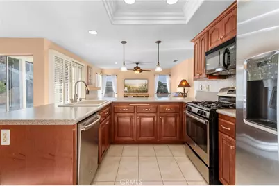 24847 Lincoln, Murrieta, CA 92562 - Photo 19