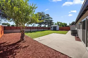 355 N Wisteria Ave, Rialto, CA 92376 - Photo 25
