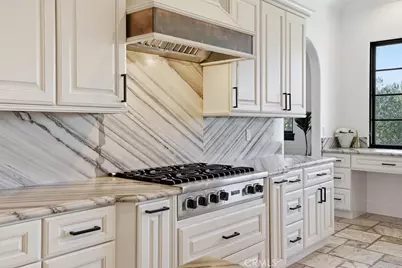 921 Monarch, La Canada Flintridge, CA 91011 - Photo 13