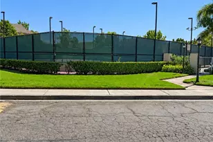 8730 Beckenham, Inglewood, CA 90305 - Photo 13