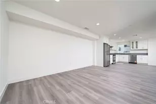 6837 N Haskell Ave, Van Nuys, CA 91406 - Photo 11