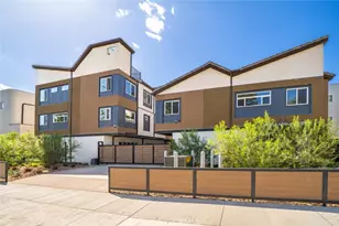 6837 N Haskell Ave, Van Nuys, CA 91406 - Photo 1