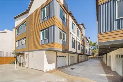 6837 N Haskell Avenue, Van Nuys, CA 91406 - Photo 39