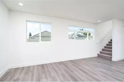 6837 N Haskell Avenue, Van Nuys, CA 91406 - Photo 19