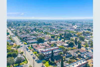 2608 W Alhambra Road, Alhambra, CA 91801 - Photo 15