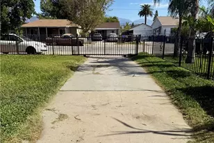 1060 Myrtle Dr, San Bernardino, CA 92410 - Photo 3