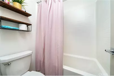 2460 Yellowstone Way, Rialto, CA 92377 - Photo 21