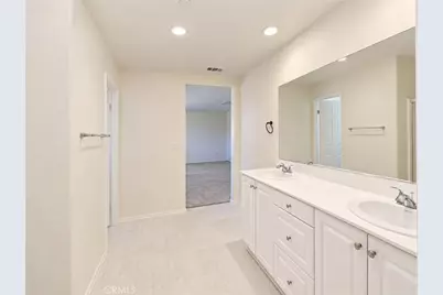 11542 Gayneswood, Victorville, CA 92392 - Photo 27