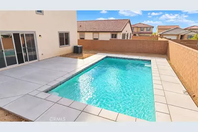 11542 Gayneswood, Victorville, CA 92392 - Photo 35