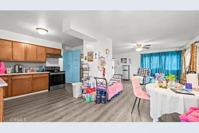 619 S Palm #E, Hemet, CA 92543 - Photo 3