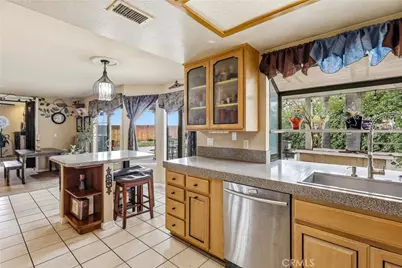 9545 Hamilton, Rancho Cucamonga, CA 91701 - Photo 13