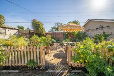 1228 N 3rd Avenue, Upland, CA 91786 - Photo 37