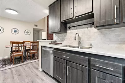 15425 Sherman Way #240, Van Nuys, CA 91406 - Photo 5
