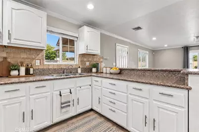 2478 Lovejoy Street, Pomona, CA 91767 - Photo 7