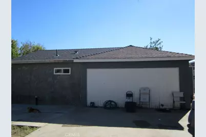 9755 Locust Avenue, Bloomington, CA 92316 - Photo 11